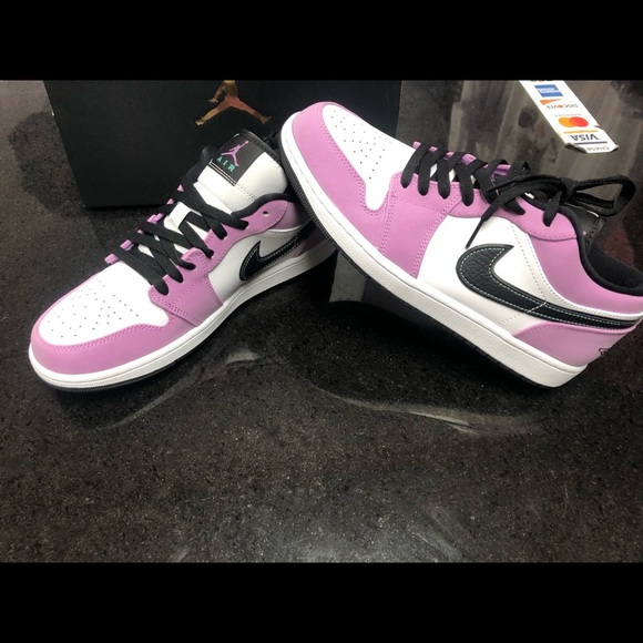 Sz various Air Jordan 1s lows purple Nwb main image 7